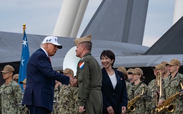 President of the United States visits the USS George Washington