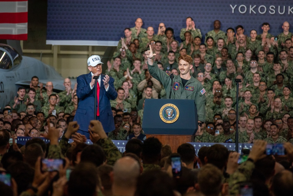 POTUS Visits George Washington