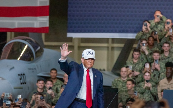 POTUS Visits George Washington