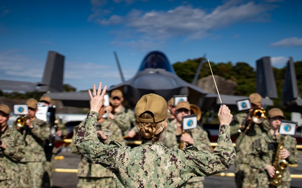 President of the United States Visits USS George Washington