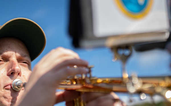 President of the United States Visits USS George Washington