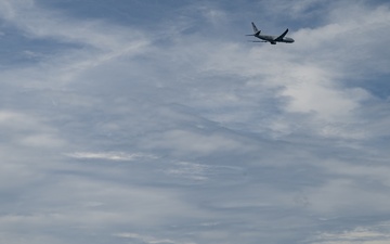 U.S. and Royal Brunei Navy sail in formation in the South China Sea
