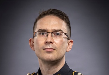 Sgt. 1st Class Matthew Gelband - Information Management - US Army Field Band Personnel Headshots