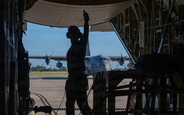 Team Hurlburt performs night ops