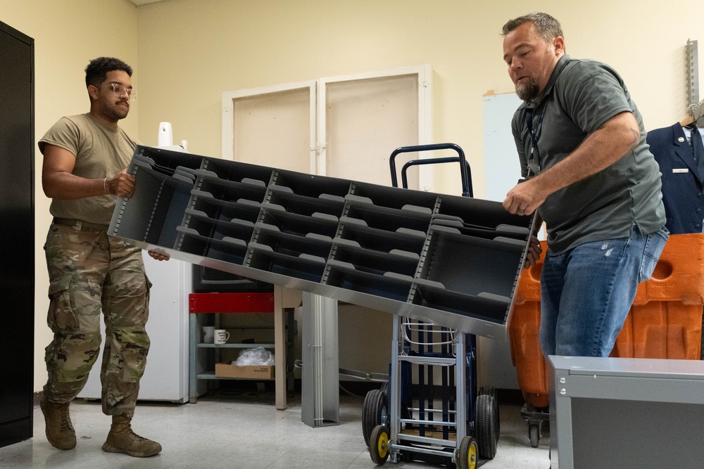 Holloman Renovates Post Office