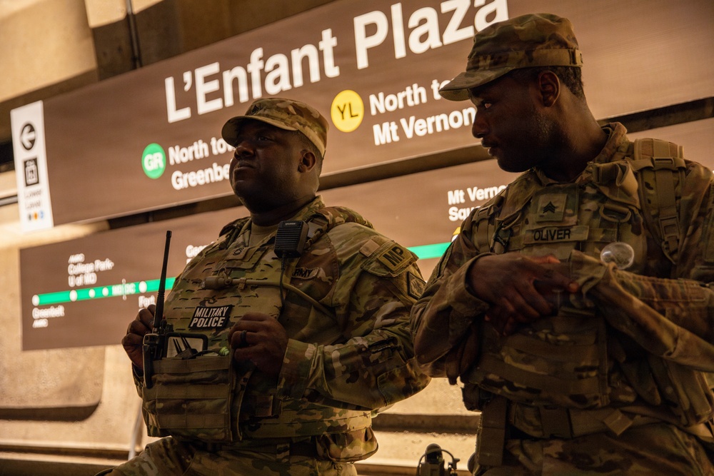 Mississippi Army National Guard Soldiers on patrol in the Washington Metro Mississippi Army National Guard Soldiers on patrol in the Washington Metro
