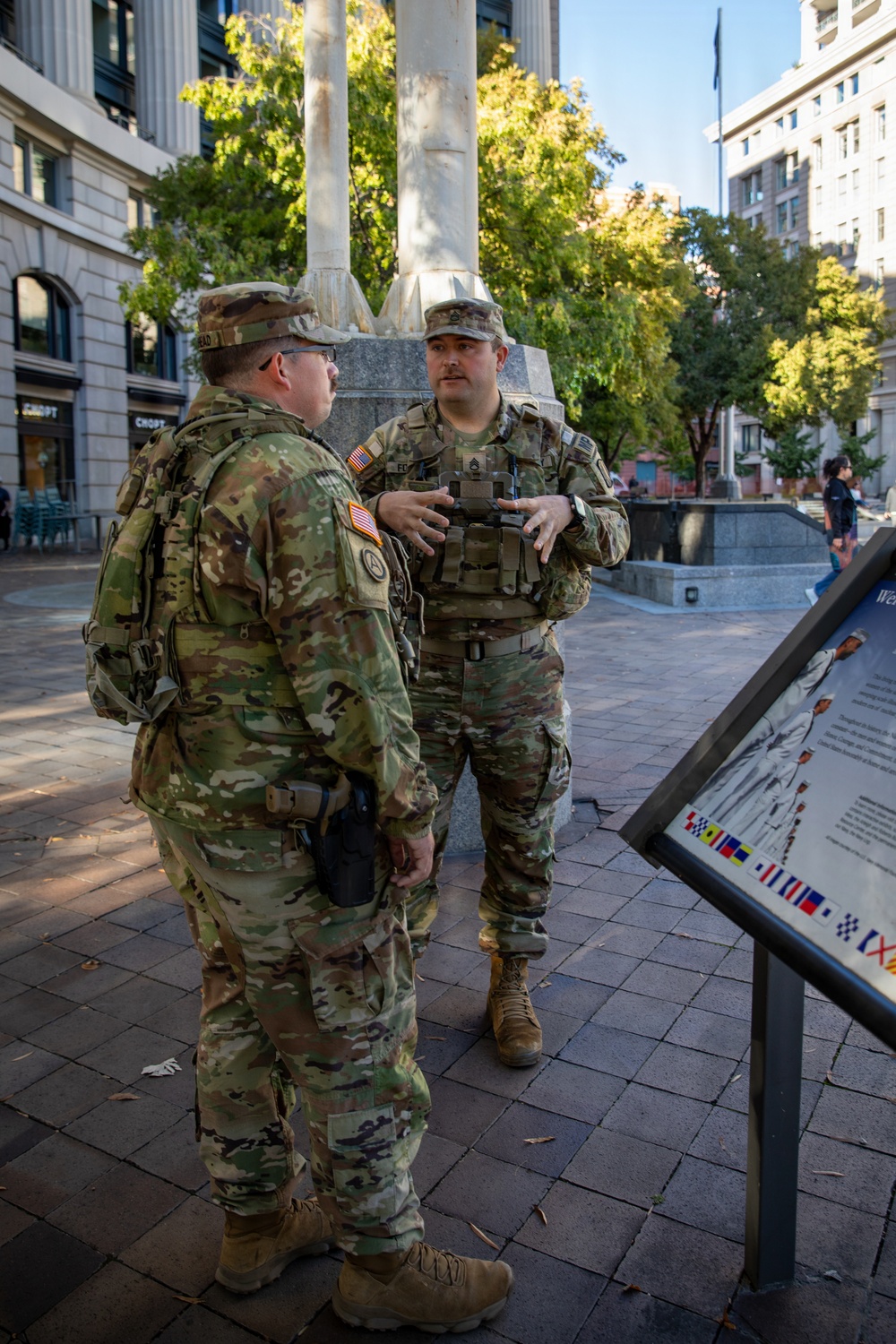 Mississippi Army National Guard Soldiers on patrol in Washington, D.C. Mississippi Army National Guard Soldiers on patrol in Washington, D.C.