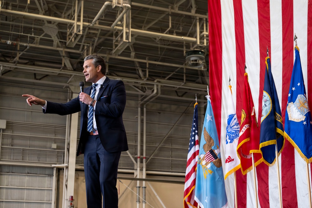 SW Hegseth Meets With Japan MoD, Visits Yokota AB Troops SW Hegseth Meets With Japan MoD, Visits Yokota AB Troops