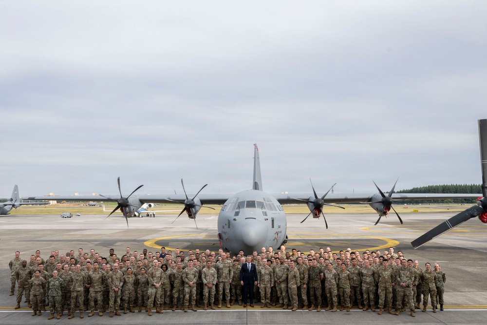 SW Hegseth Meets With Japan MoD, Visits Yokota AB Troops