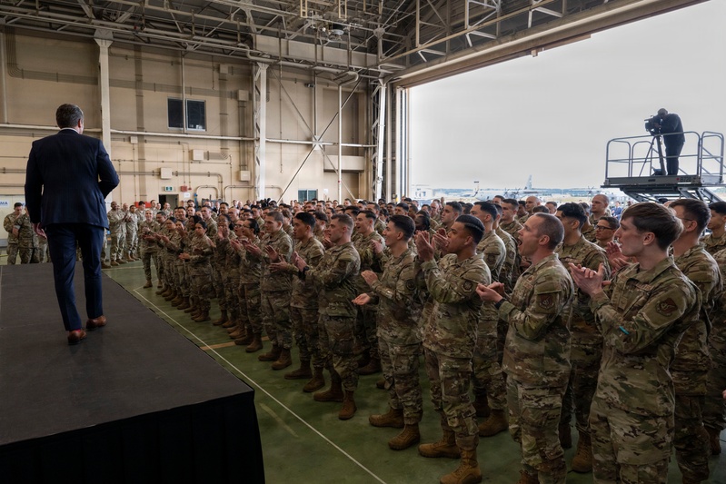SW Hegseth Meets With Japan MoD, Visits Yokota AB Troops