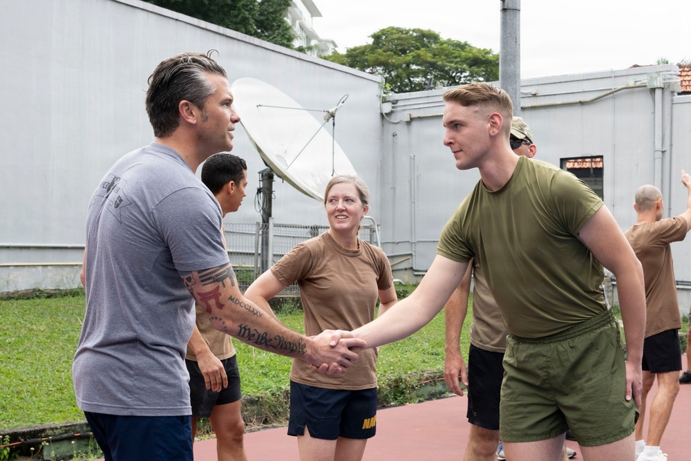 SW Hegseth Trains With Service Members in Malaysia SW Hegseth Trains With Service Members in Malaysia