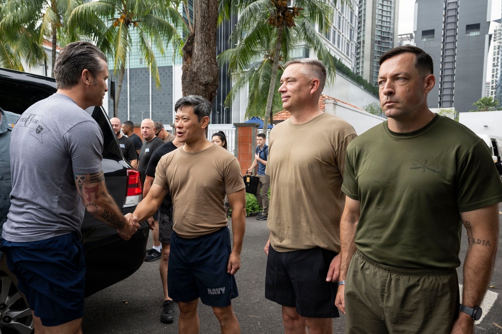 SW Hegseth Trains With Service Members in Malaysia SW Hegseth Trains With Service Members in Malaysia