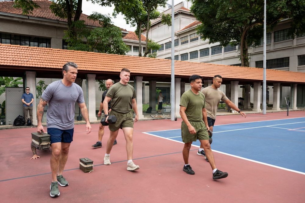 SW Hegseth Trains With Service Members in Malaysia SW Hegseth Trains With Service Members in Malaysia