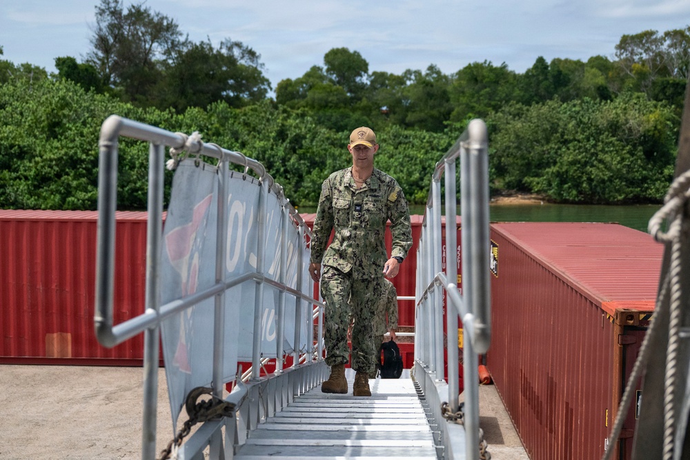 Deputy Commodore Visits USS Cincinnati CARAT Brunei Deputy Commodore Visits USS Cincinnati CARAT Brunei