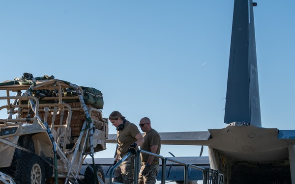 Airmen showcase expertise in air delivery operations