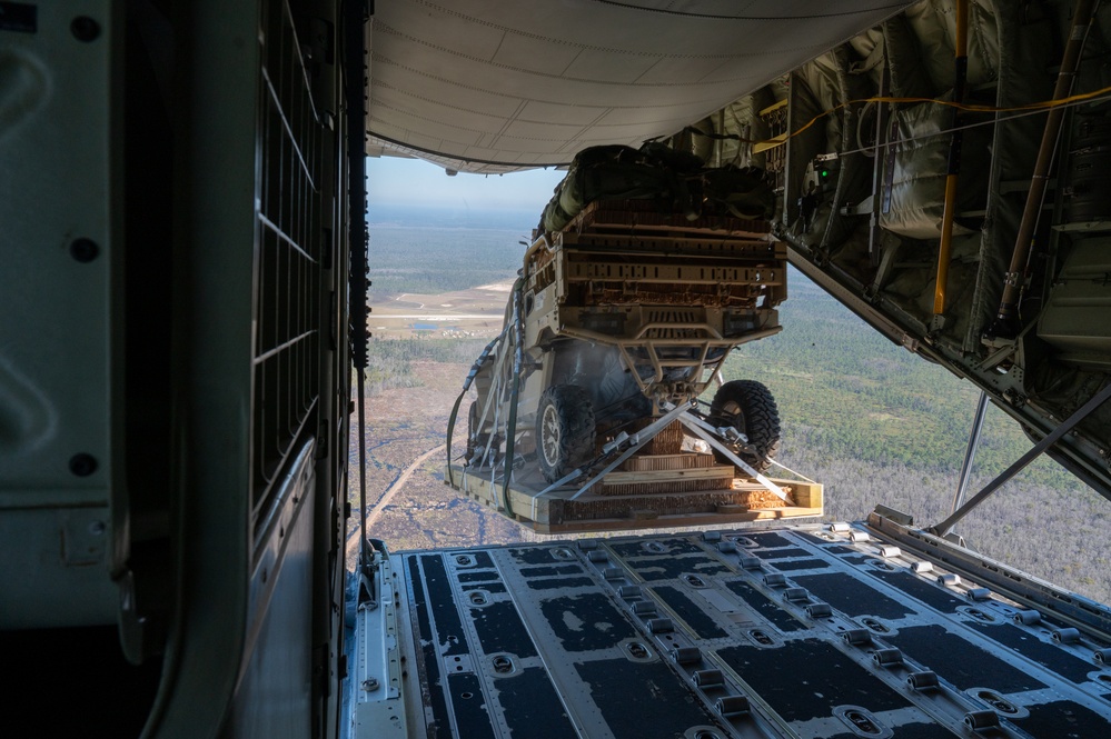 Airmen showcase expertise in air delivery operations