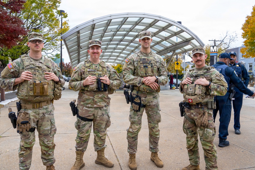 Ohio Guard Soldiers render aid to injured youth during D.C. Safe and Beautiful patrol Ohio Guard Soldiers render aid to injured youth during D.C. Safe and Beautiful patrol