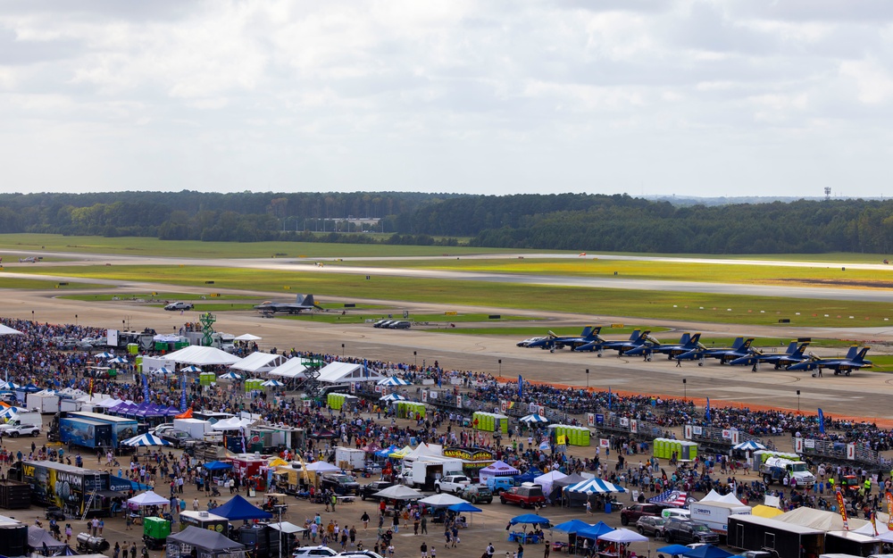 F-22 Raptor Ignites the Sky at NAS Oceana F-22 Raptor Ignites the Sky at NAS Oceana