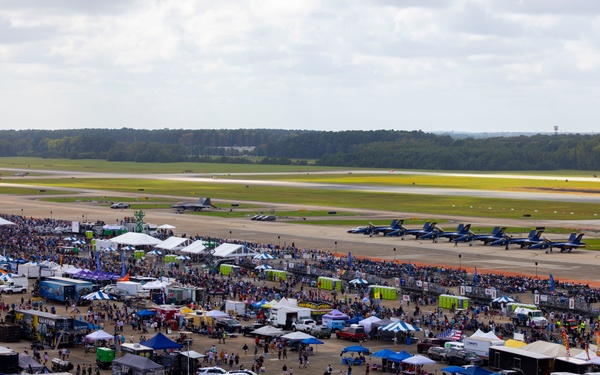 F-22 Raptor Ignites the Sky at NAS Oceana
