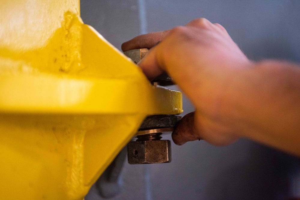 Ronald Reagan Sailors Install Door