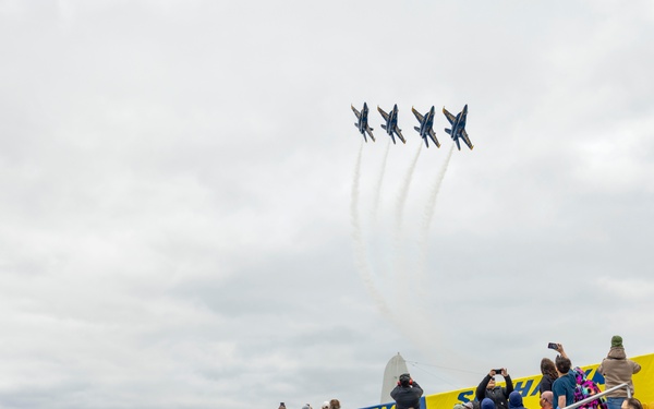 NAS Pensacola Hosts Naval Station Guantanamo Bay Non-Mission Essential Personnel For Blue Angels Practice