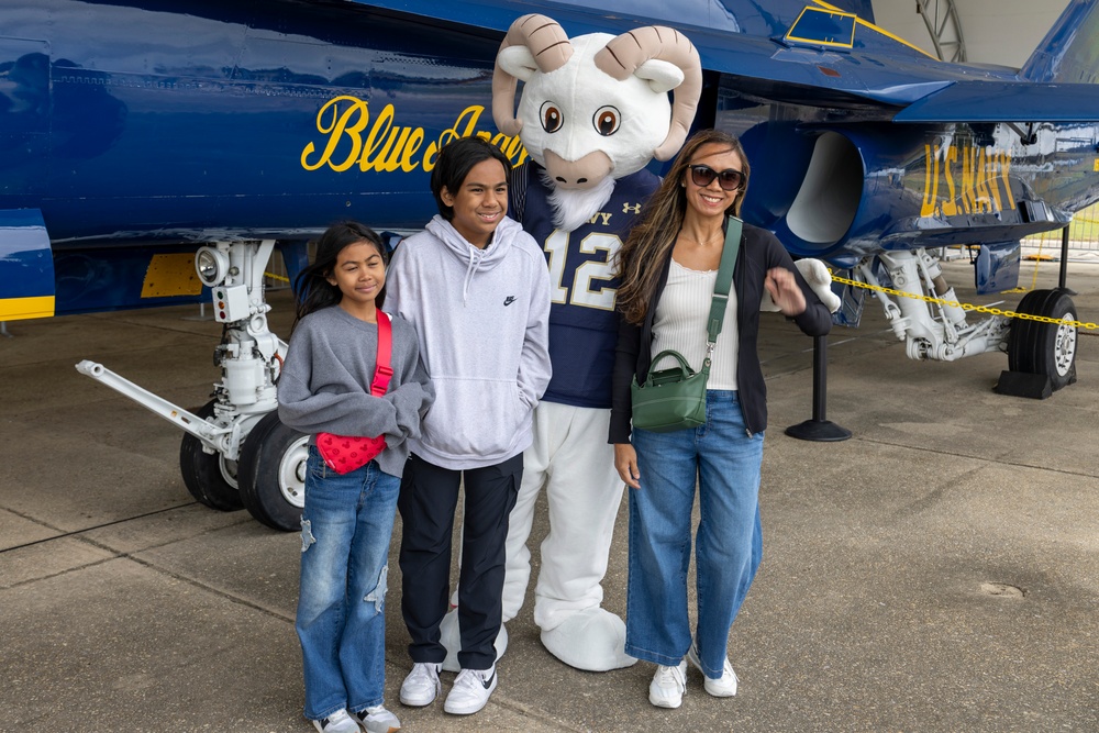 NAS Pensacola Hosts Naval Station Guantanamo Bay Non-Mission Essential Personnel For Blue Angels Practice NAS Pensacola Hosts Naval Station Guantanamo Bay Non-Mission Essential Personnel For Blue Angels Practice