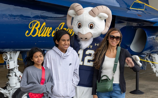 NAS Pensacola Hosts Naval Station Guantanamo Bay Non-Mission Essential Personnel For Blue Angels Practice