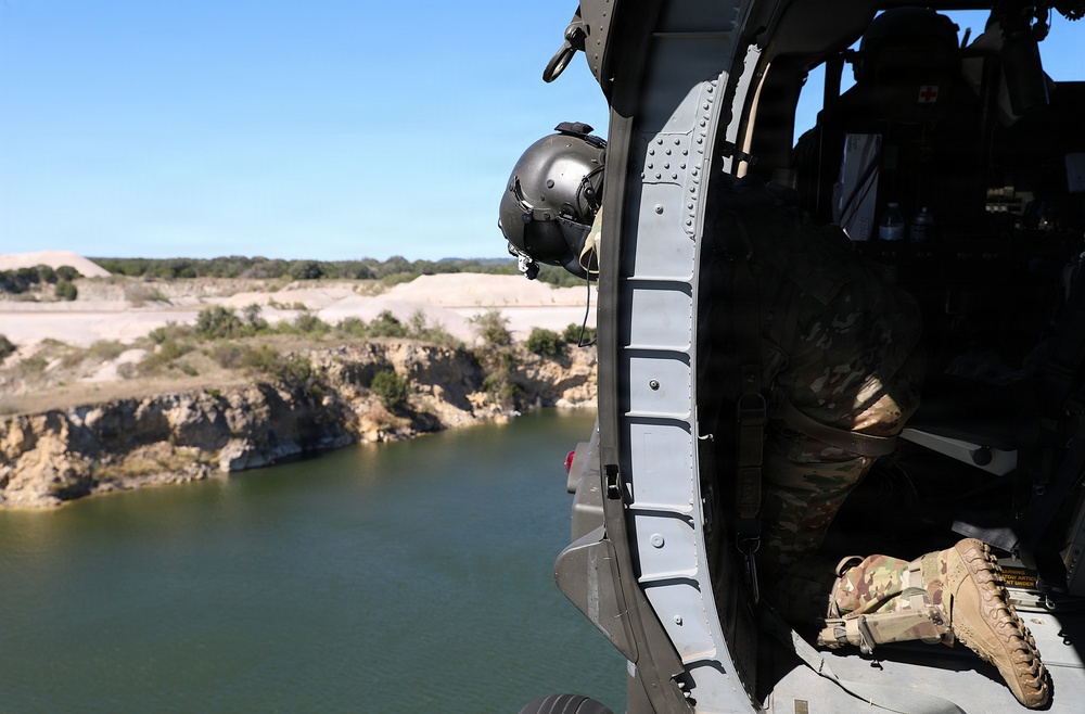 1-108th Assault Helicopter Battalion Conducts Bucket Training 1-108th Assault Helicopter Battalion Conducts Bucket Training