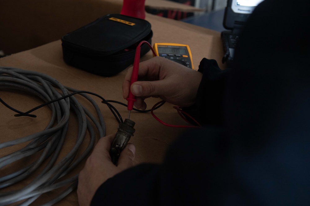 Ronald Reagan Sailors Keep Equipment Maintained