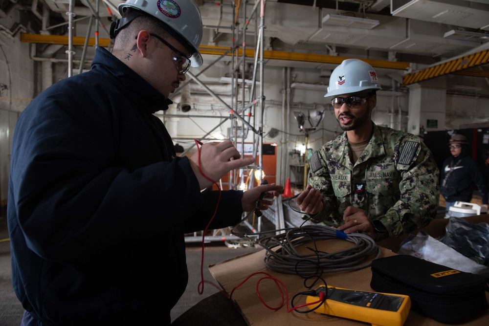 Ronald Reagan Sailors Keep Equipment Maintained