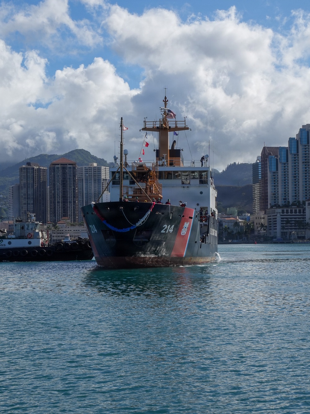 Coast Guard cutter arrives at new homeport in Honolulu after restorative maintenance