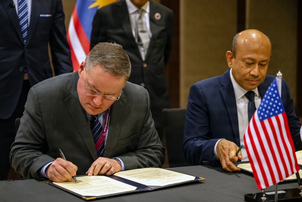 SW Hegseth Bilat with Malaysia MOD SW Hegseth Bilat with Malaysia MOD