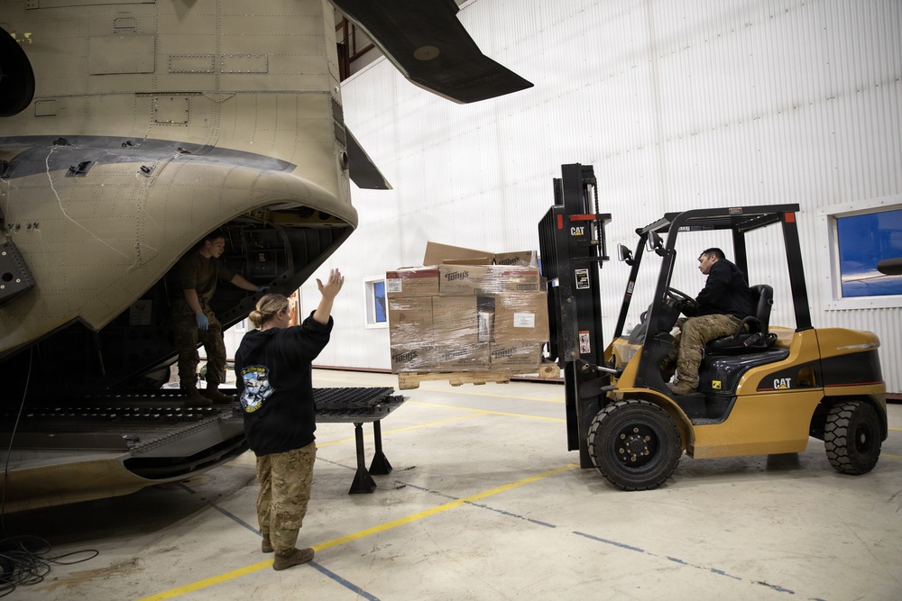 AKOM delivers relief supplies to Nunapitchuk, Alaska during Operation Halong Response AKOM delivers relief supplies to Nunapitchuk, Alaska during Operation Halong Response