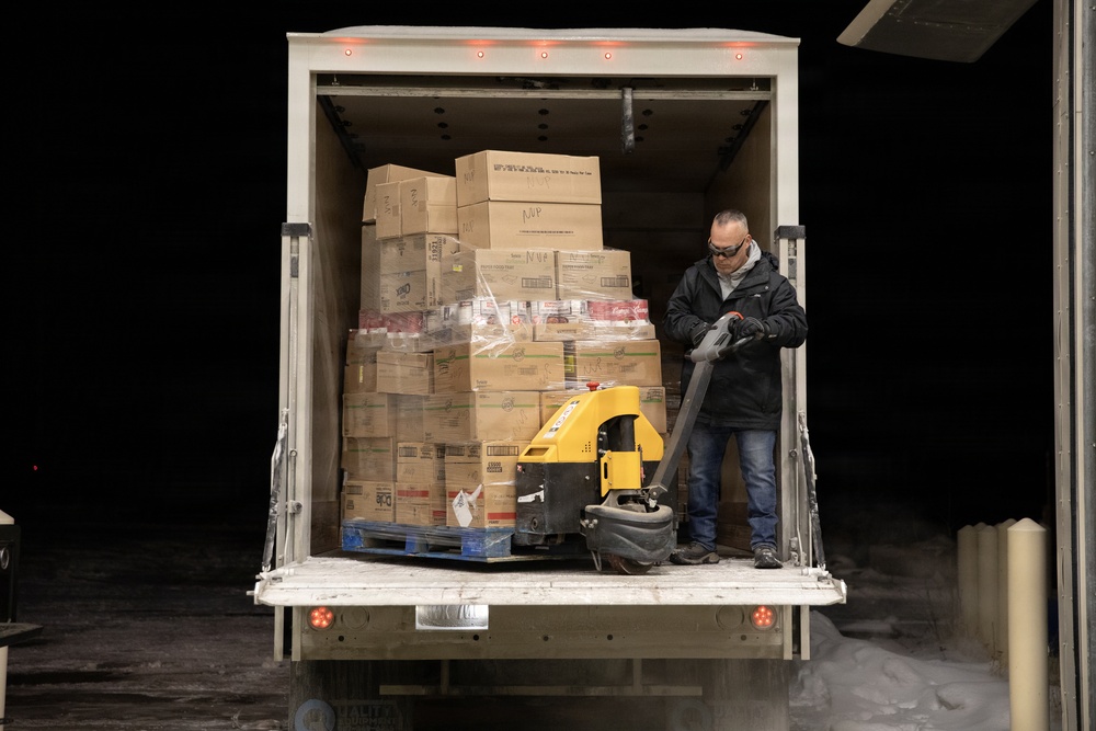 AKOM delivers relief supplies to Nunapitchuk, Alaska during Operation Halong Response AKOM delivers relief supplies to Nunapitchuk, Alaska during Operation Halong Response