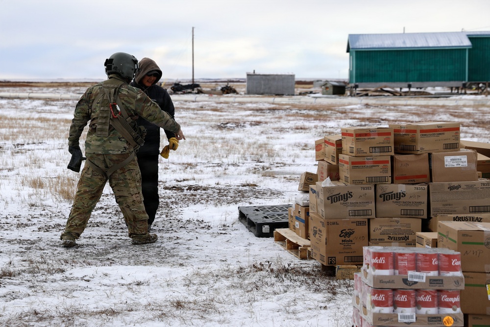 AKOM delivers relief supplies to Nunapitchuk, Alaska during Operation Halong Response AKOM delivers relief supplies to Nunapitchuk, Alaska during Operation Halong Response
