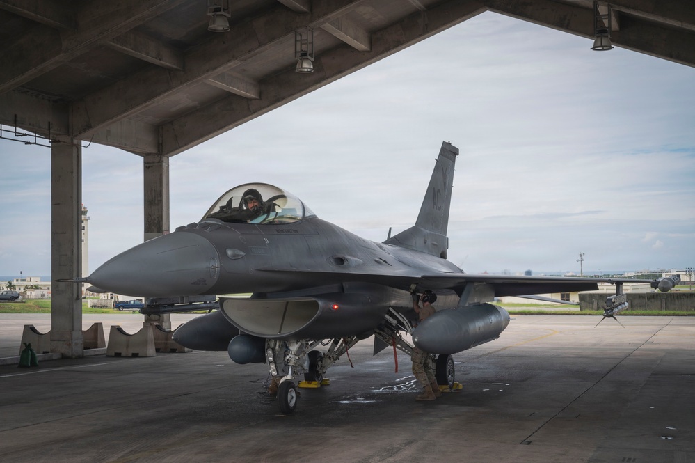 New Jersey F-16s round out latest U.S. fighter rotation at Kadena