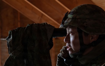 7ID Soldiers and Japanese Self Defense Force Members cross-train during Rising Thunder 25
