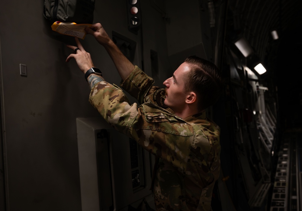 16th EAS delivers cargo within CENTCOM