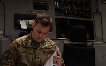 16th EAS delivers cargo within CENTCOM