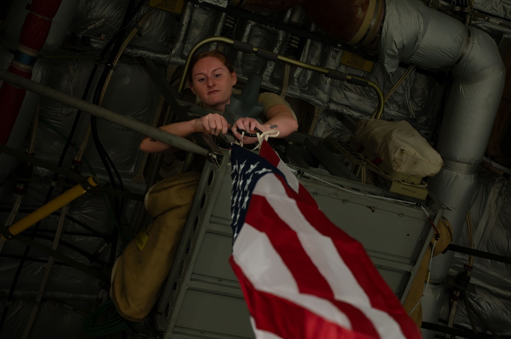 16th EAS delivers cargo within CENTCOM