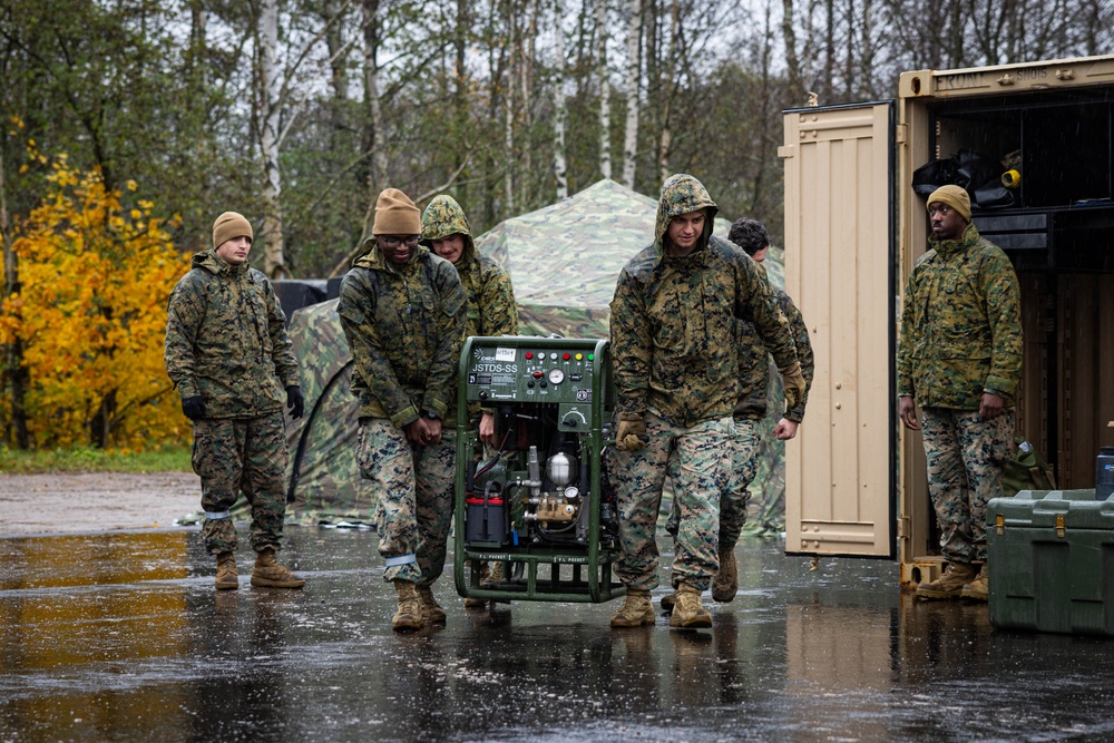 U.S. Marine Corps decontamination teams receive CBRN training