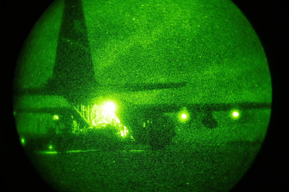 726th EMSS Fly-Away Security conducts defensive operations in support of air mobility mission