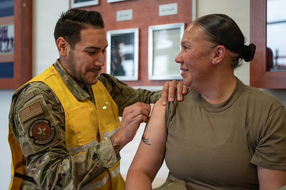 Spangdahlem Airmen roll up their sleeves for readiness during annual shot drive