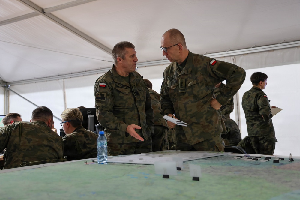 Avenger Triad 25 Avenger Triad 25