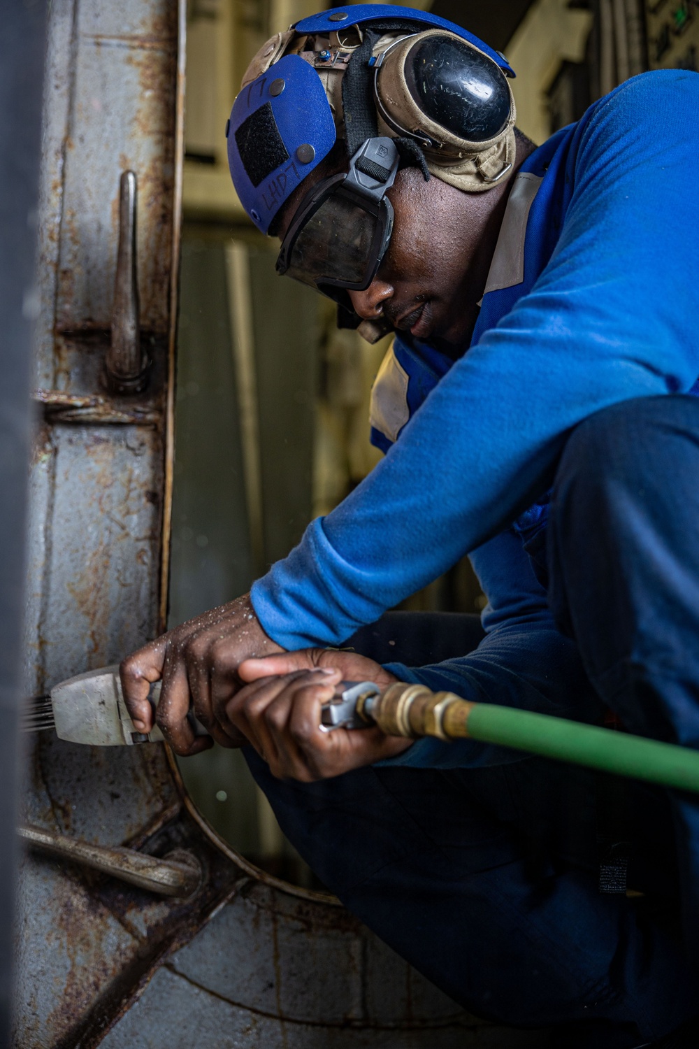 USS Iwo Jima Sailors Conduct Preservation