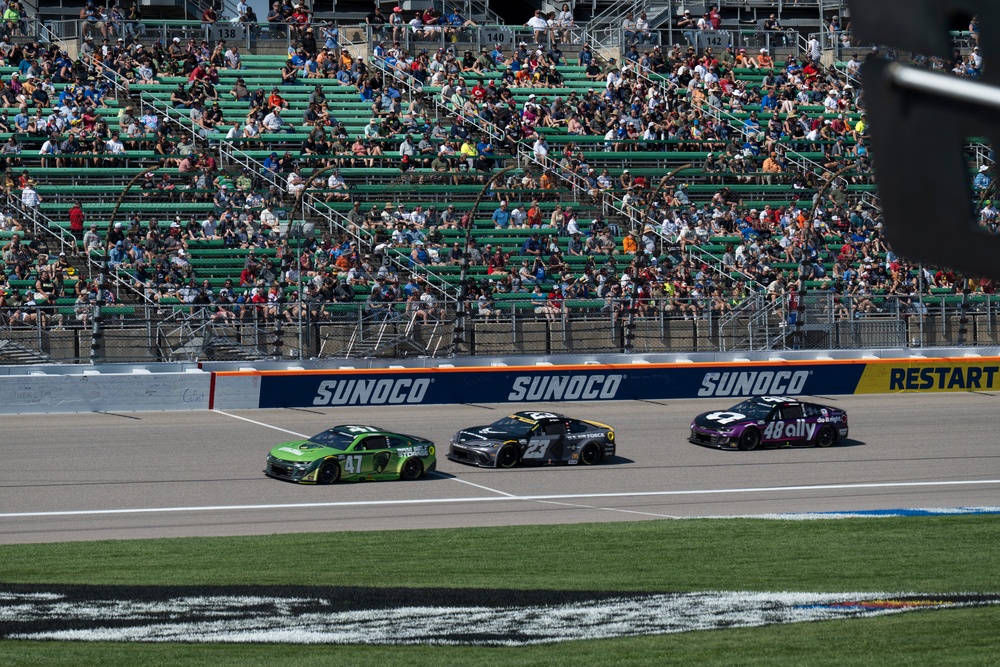 Whiteman Airmen team up with NASCAR driver Bubba Wallace