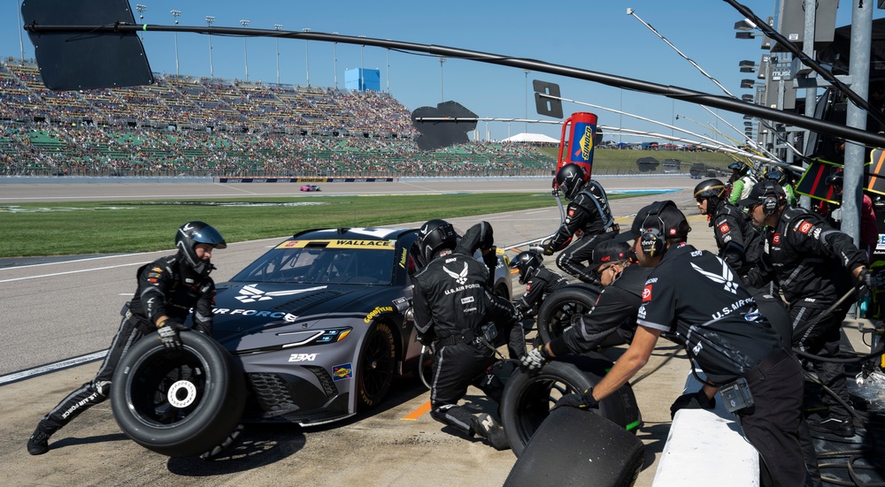 Whiteman Airmen team up with NASCAR driver Bubba Wallace