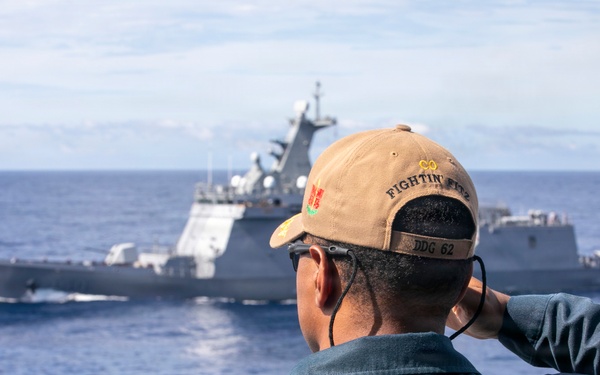 Australia, New Zealand, Philippines and U.S. Conduct Maritime Cooperative Activity