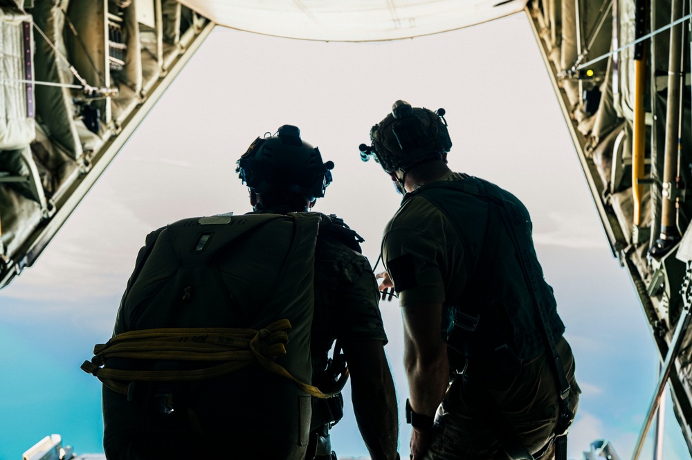 82nd EQRS Conducts Jump Proficiency Training