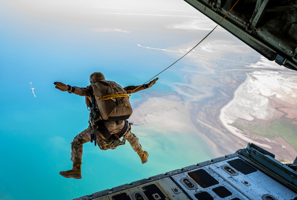 82nd EQRS Conducts Jump Proficiency Training